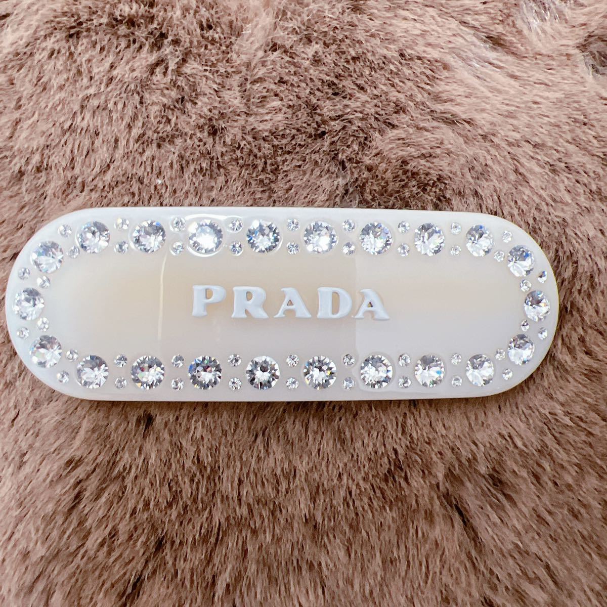 PRADA プラダ ヘアアクセサリー プレックス ヘアクリップ ラインストーン ロゴ バレッタ プラスチック 未使用