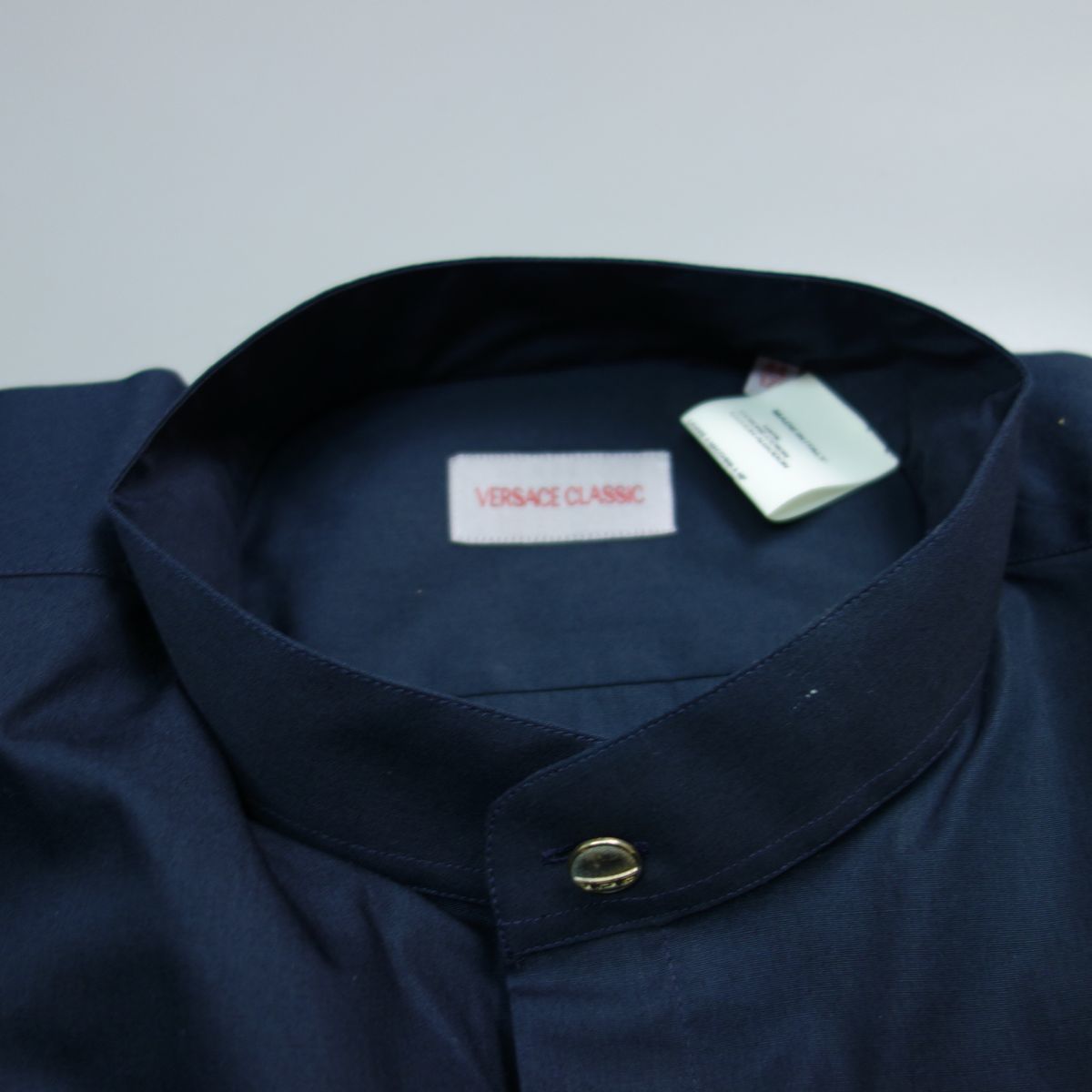 未使用タグ付 イタリア製 ヴェルサーチクラシック マオカラー 長袖ドレスシャツ Yシャツ 黒 メンズ 44_画像5