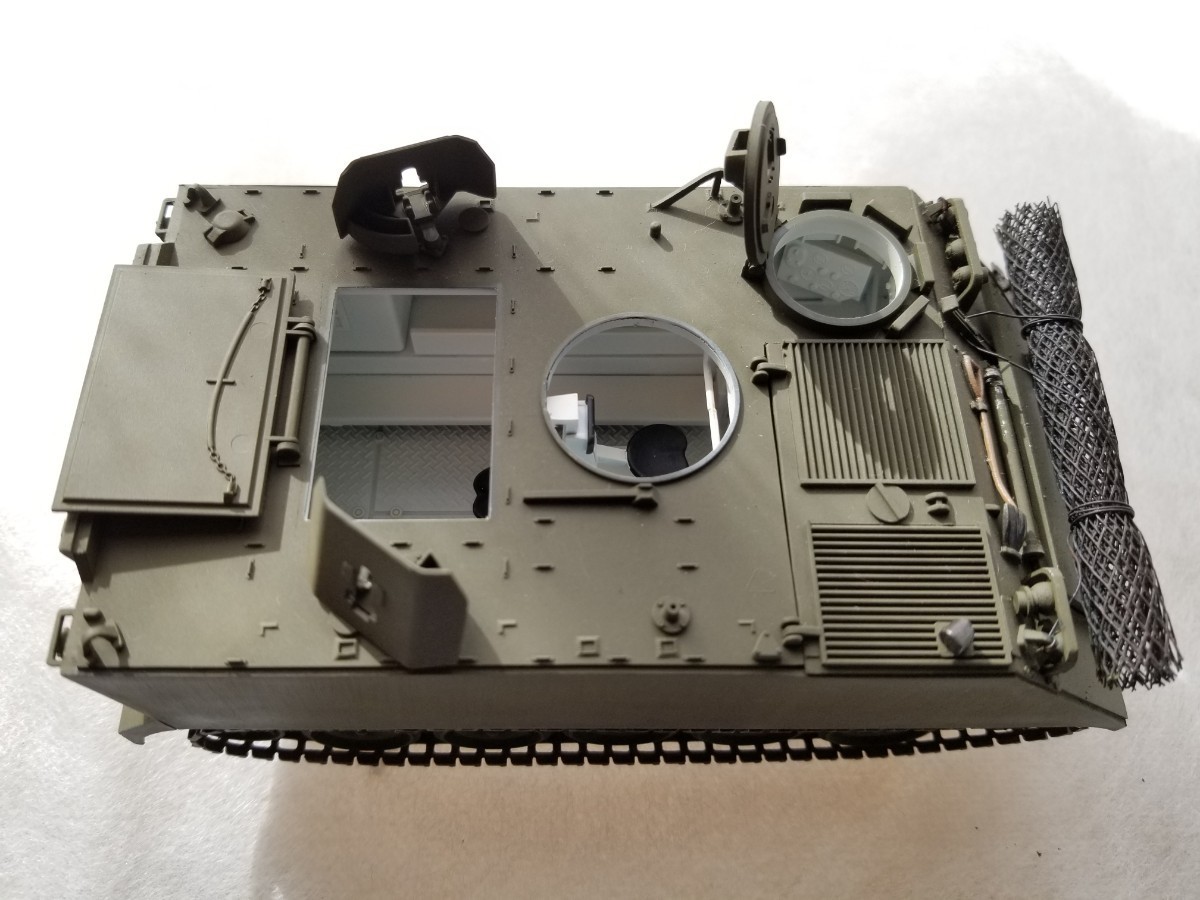 タミヤ TAMIYA 1/35 M113 装甲兵員輸送車 戦車 AFV プラモデル完成品_画像6