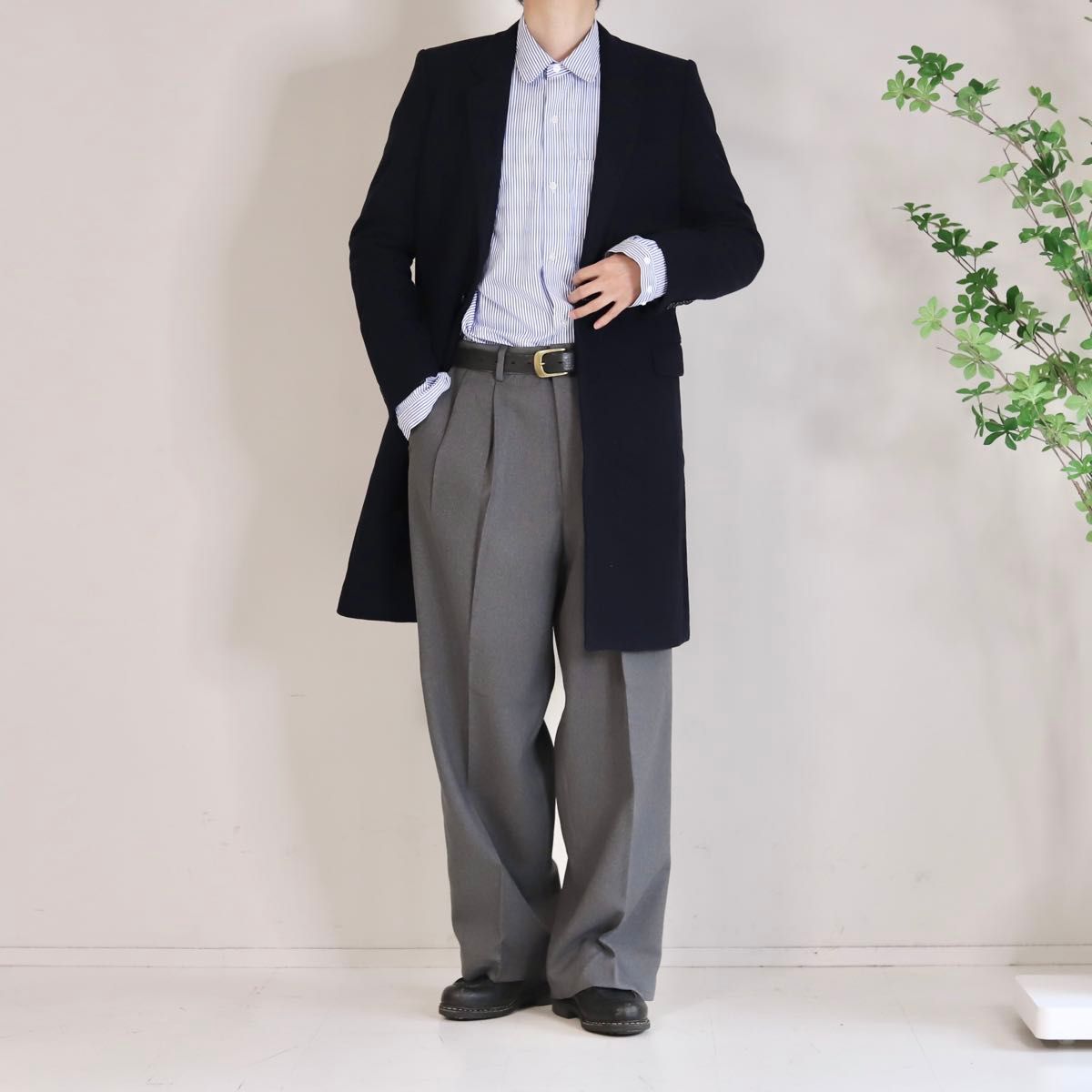 美品】サリバン/チェスターコート/ダークネイビー/サイズ44(M〜L 美品】サリバン/チェスターコート/ダークネイビー/サイズ44(M〜L