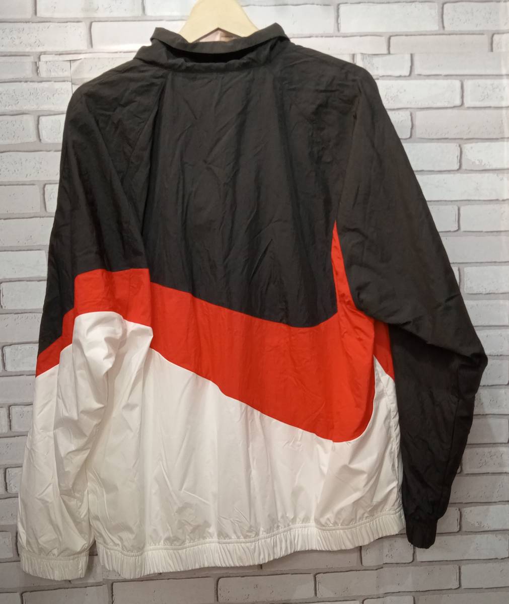 NIKE ナイキ SWOOSH WOVEN JACKET AR3133-011 L ナイロン(中綿ナイロン) スポーツ メンズ_画像2