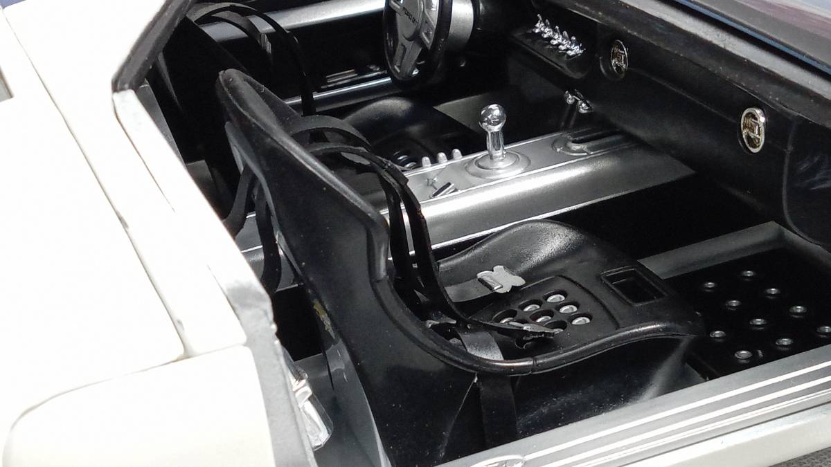 現状品 MOTOR MAX Ford FORD GT ホワイト concept 1:12 SCALE DIE CAST COLLECTION_画像10