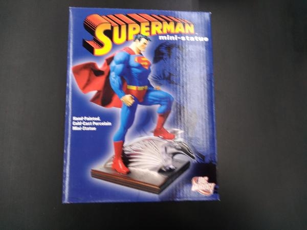 DC DIRECT SUPERMAN mini-statue_画像1