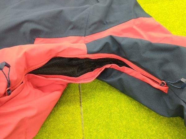 タグ付き MILLET ミレー SNOWBASIN JKT スノーバシンジャケット タグ付き MILLET ミレー SNOWBASIN JKT スノーバシンジャケット
