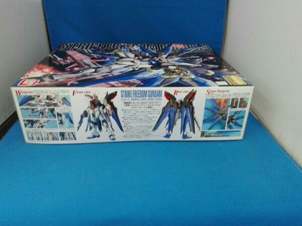 未開封品 プラモデル バンダイ 1/100 ストライクフリーダムガンダム MG 「機動戦士ガンダムSEED DESTINY」_画像3