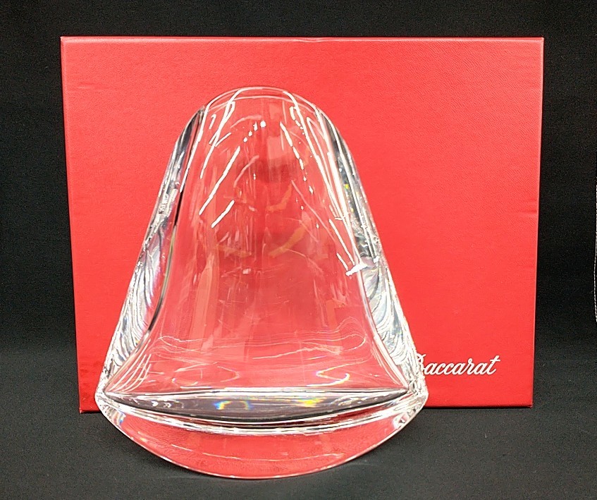 バカラ フラワーベース 花瓶 メトロノーム 山形 ヴェース ブランド食器 箱付き クリスタルガラス 置き物_画像1