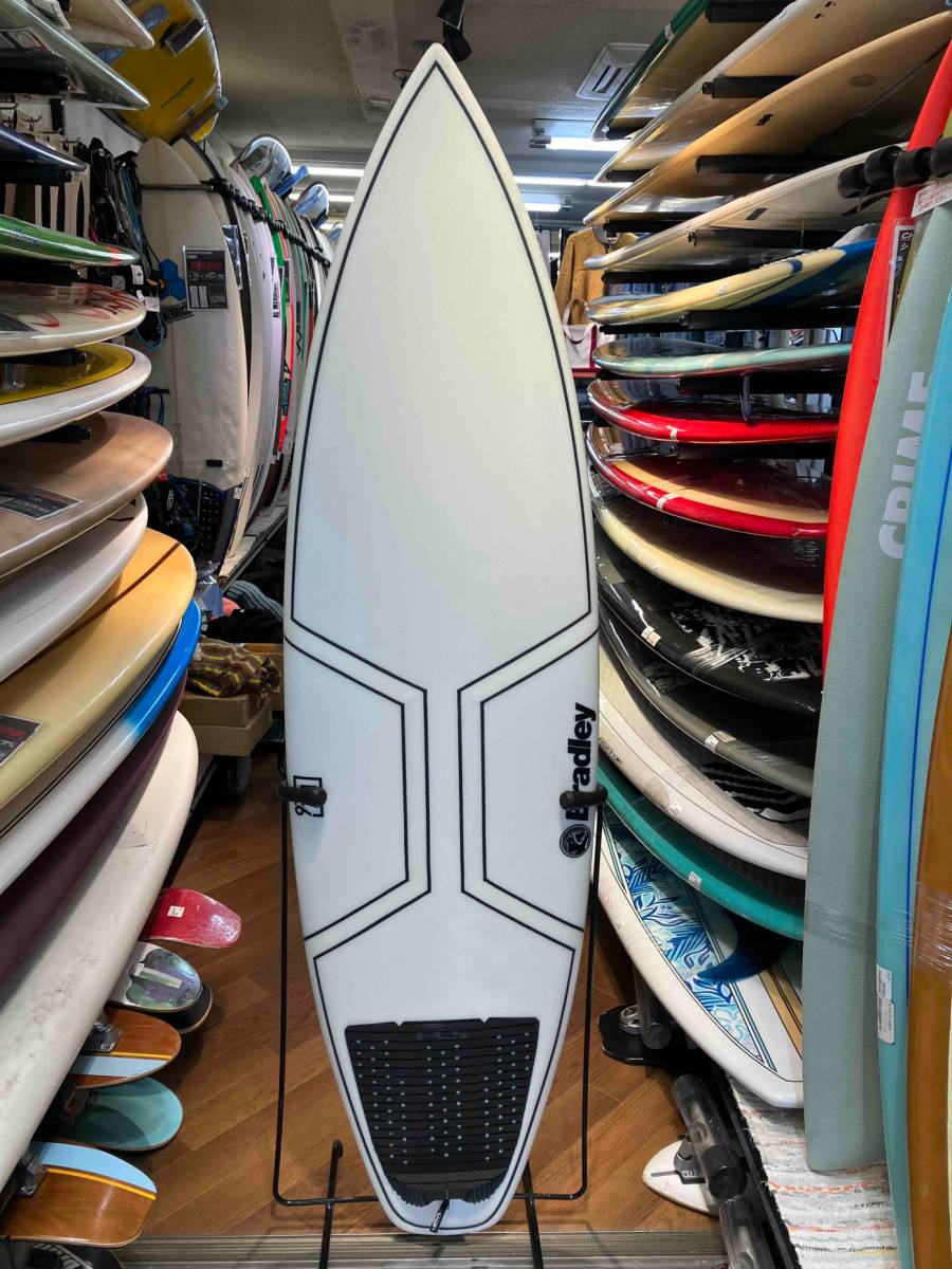 激安超特価 最大80%オフ BRADLEY GLADIATOR 5’11” ブラッドリー グラディエーター 5'11' サーフボード ショートボード 茅ヶ崎駅北口店 28.4L 5.11フィート