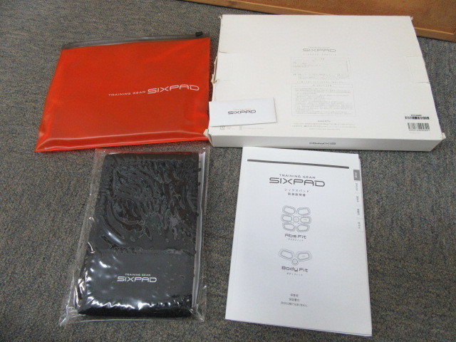 【動作品】MTG SIXPAD Foot Fit SP-FF2310F IF-FF2310F AbsFit SP-AF2009F TR-AM2015A-E 運動器具 EMS機器 2セット まとめて_画像10