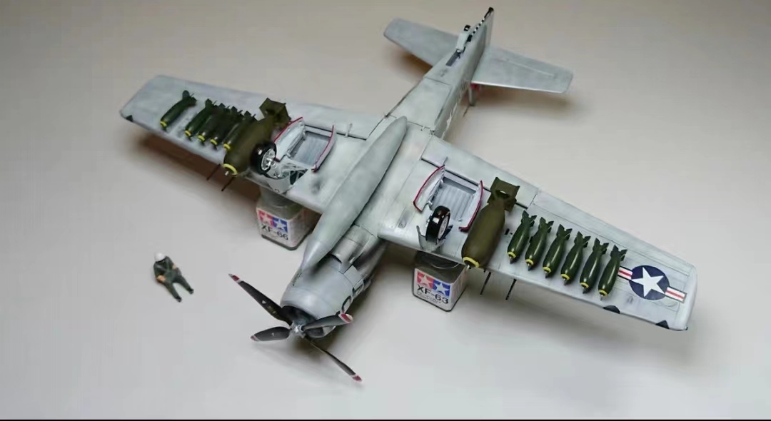 1/48 アメリカ海軍 ダグラスA- 1Hス カイレーダー 組立塗装済 1/48 アメリカ海軍 ダグラスA- 1Hス カイレーダー 組立塗装済