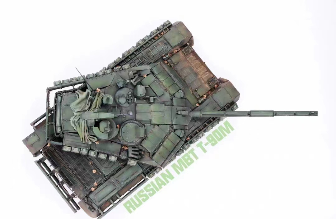 1/35 ロシア連邦軍 主力戦車 T-90M 組立塗装済完成品_画像8