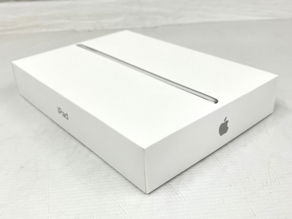 Apple iPad 第5世代 MP1L2J/A タブレット 32GB ホワイト Docomo 中古 T8343164_画像9