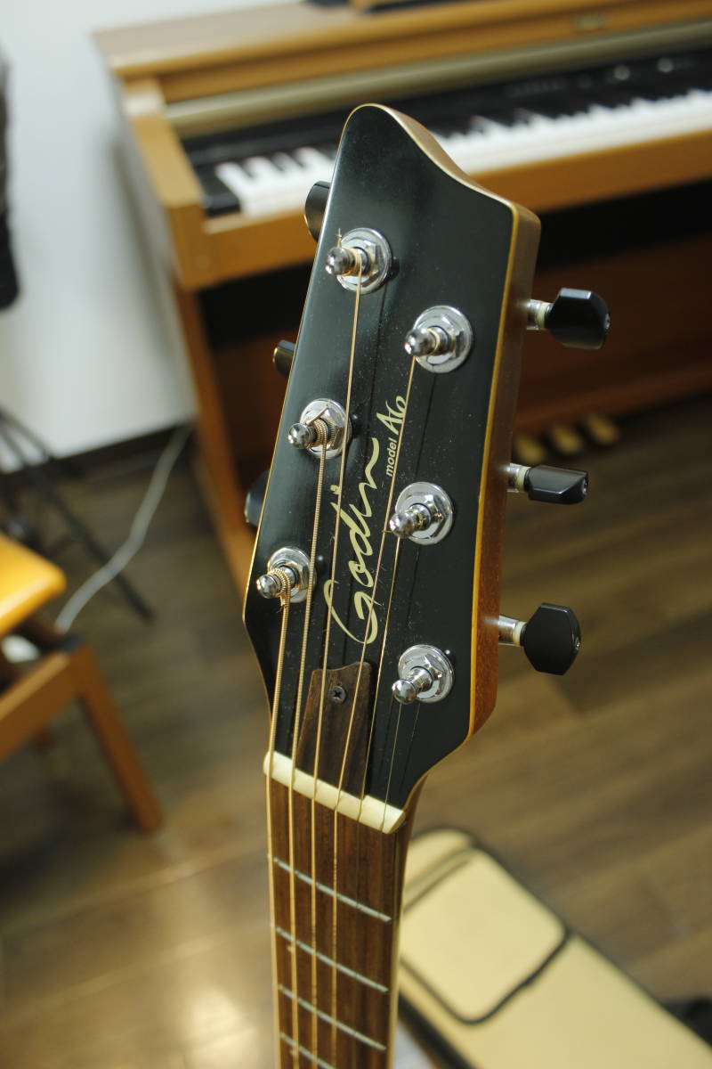 Godin A6 HG ゴダンギター エレアコ仕様 使用感極少 ゴダン アコースティックギター Godin A6 BLACK HG_画像5