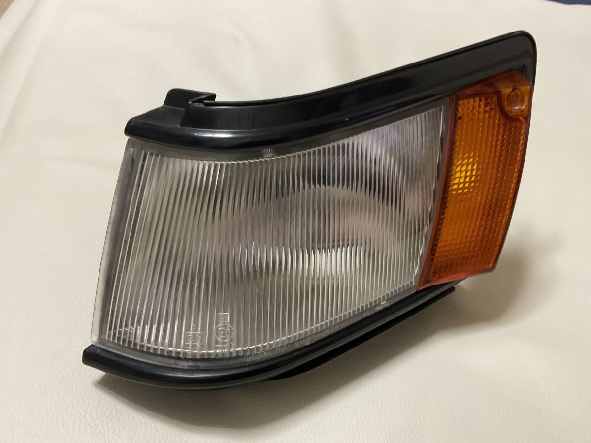  beautiful goods AE86 Levin latter term clearance lamp corner turn signal left side 