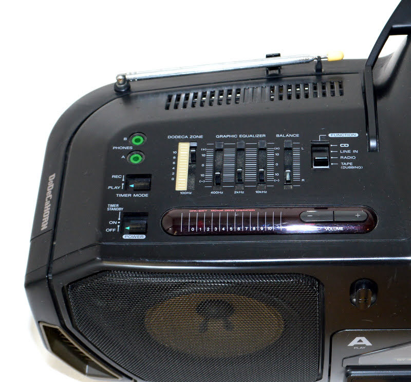 【当時最高峰機/純正リモコン付属/動美品】SONY ソニー CFD-DW95 DoDeCaHORN RM-C100 ドデカホーン RADIO CASSETTE CORDER バブルラジカセの画像4