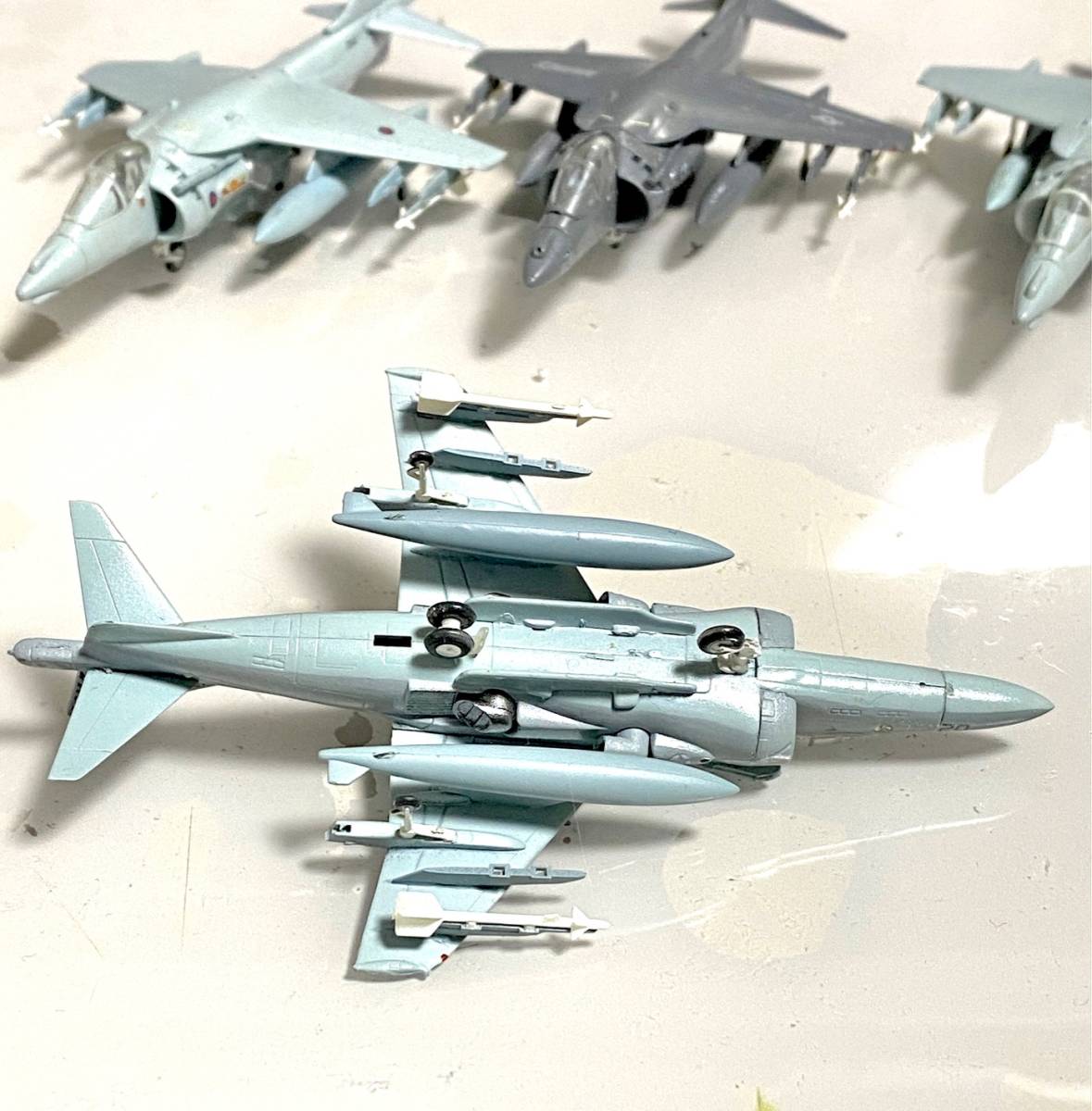 攻撃機コレクション AV-8B ハリアーⅡ 4機 1/144 F-toys エフトイズ 組立済_画像10