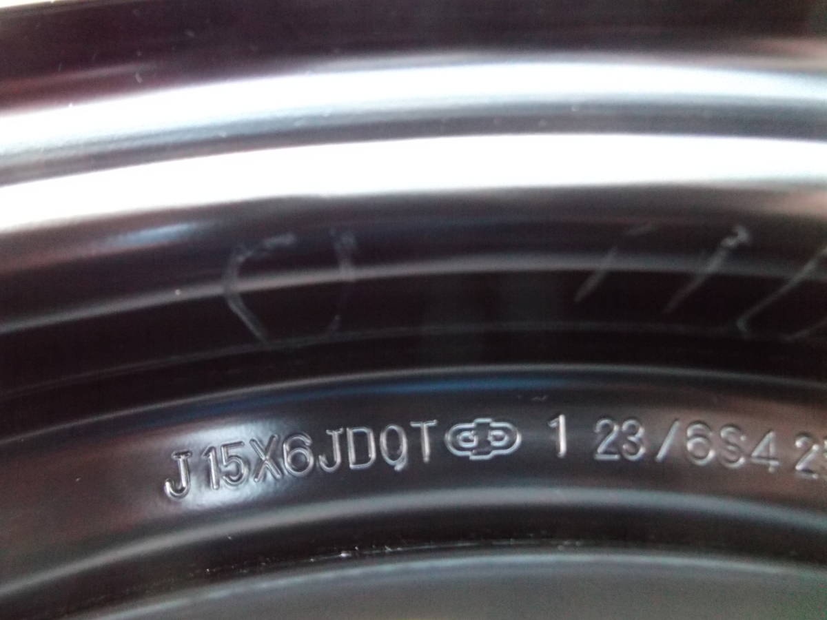 アクア純正スチールホイール１５インチMXPK10：新車外し（3463）中古品：１本_表面：サイズ表示。