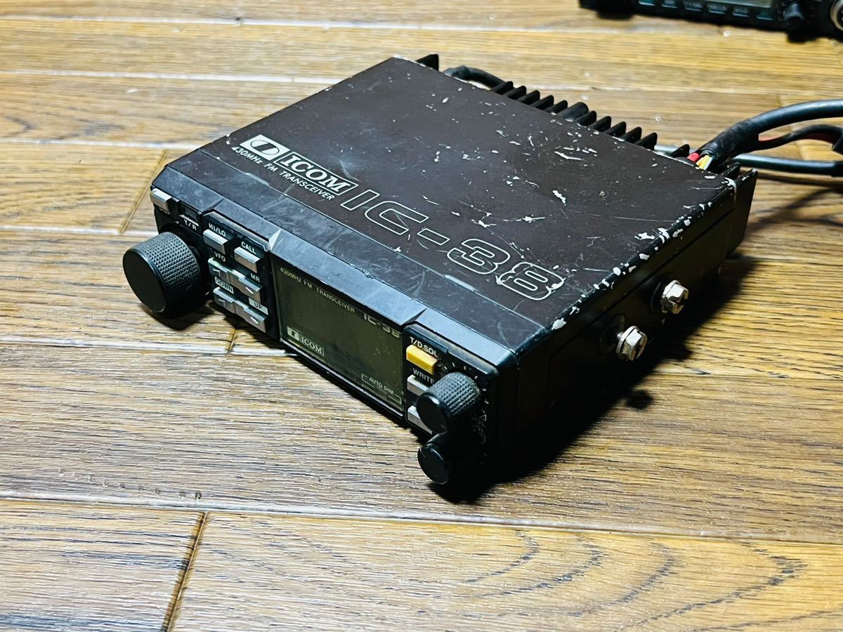 ICOM アイコム FMトランシーバー 無線機 アマチュア無線 IC-2320 【動作未確認】_画像4