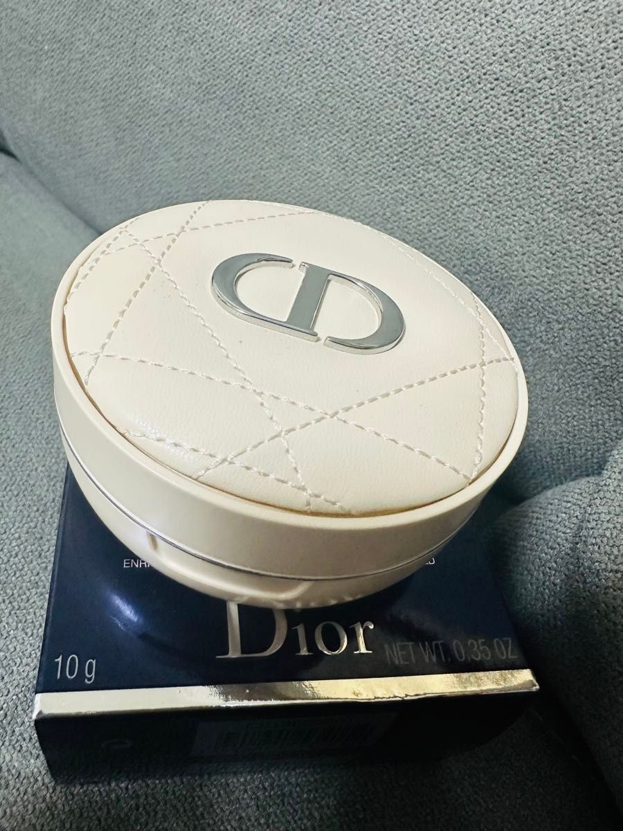 Dior(ディオール)|ディオールスキン フォーエヴァー クッション パウダーゴールデン ナイツ（生産終了）