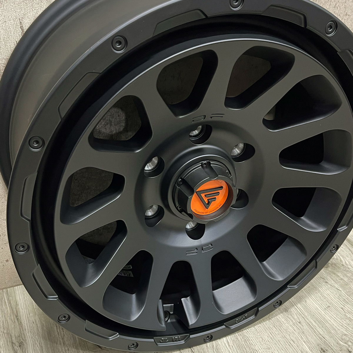 即納 新品タイヤホイール4本セット 265/65R17 ヨコハマ GEOLANDAR A/T G015 DELTAFORCE OVAL 17×8.0J+20 6/139.7 黒 プラド ハイラックス_画像3