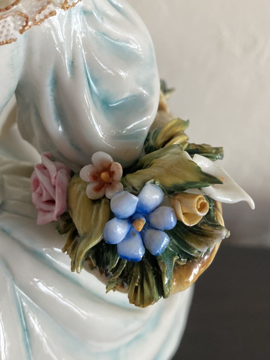 ☆高級磁器人形☆CAPODIMONTE☆カポディモンテ◇貴婦人の ☆高級磁器人形☆CAPODIMONTE☆カポディモンテ◇貴婦人の