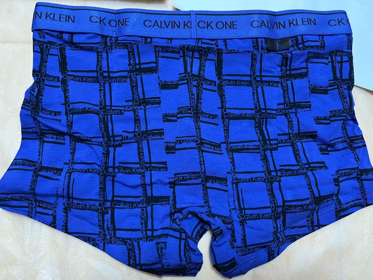 新品 箱付き カルバンクライン メンズ ボクサーパンツ S M_画像2