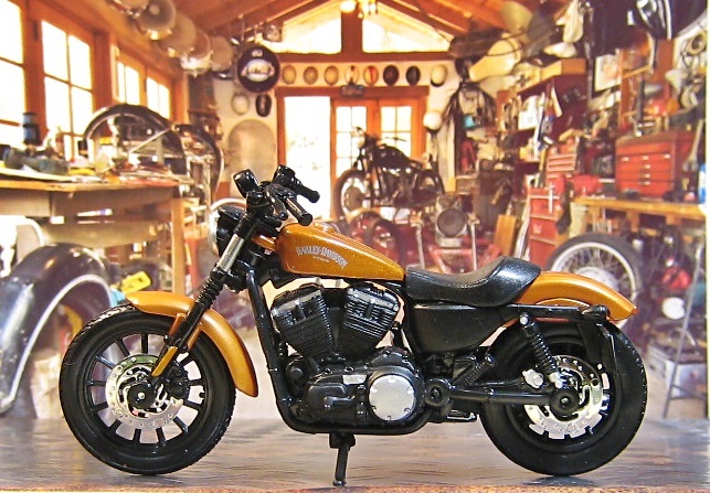 Maisto マイスト 1/18 Harley-Davidson ハーレー SPORTSTER 2014 Iron 883 渋オレンジメタ/黒 スポーツスター 箱付の画像7