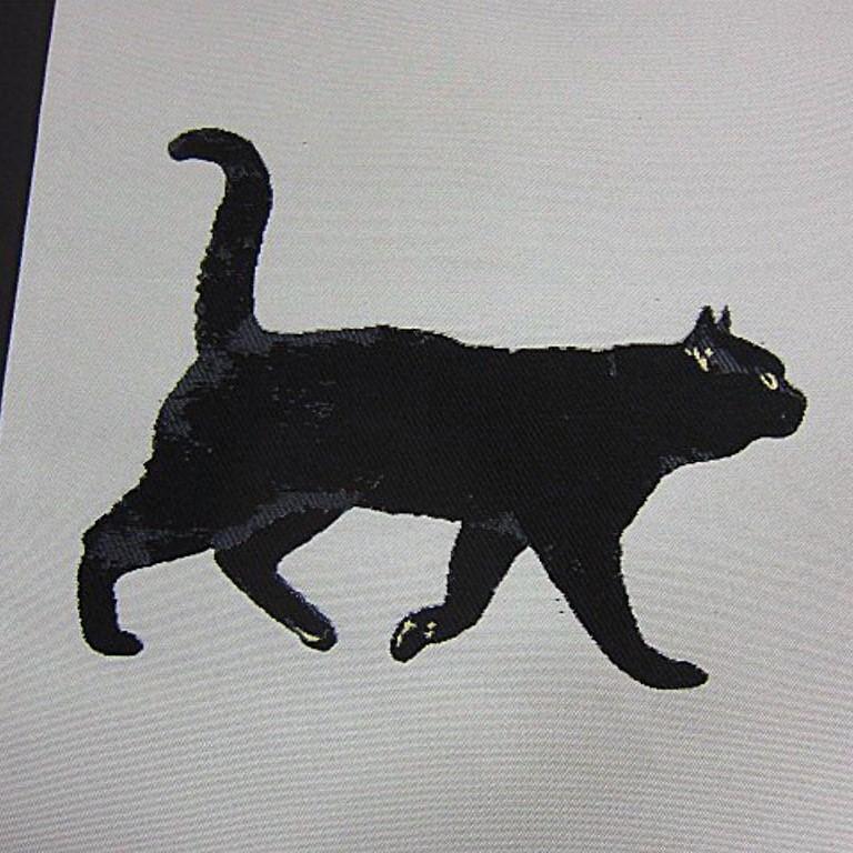 新品未仕立　西陣織高級袋帯　蝶々を追いかける黒猫・クロネコ_画像4