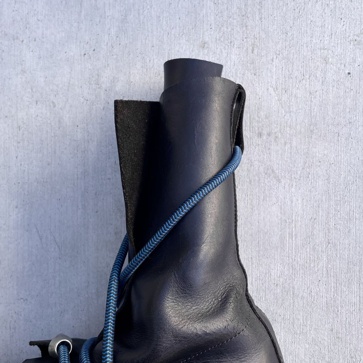 90s Dirk Bikkembergs Tall Mountaineering Boots Black Bungee Steel Cut Metal Heel ダーク ビッケンバーグ ブーツ 希少ロングタイプ_画像5