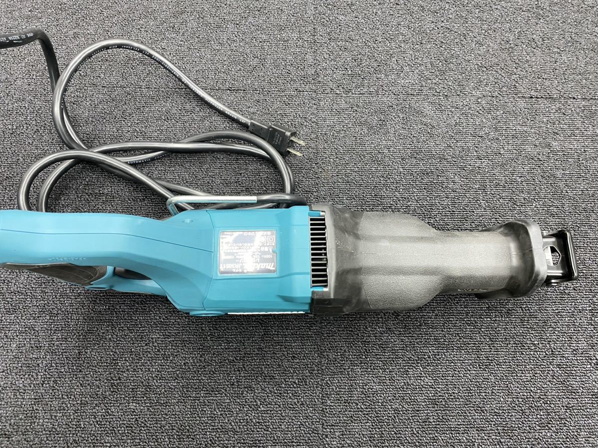 ★美品 makita JR3051T マキタ 電動工具 レシプロソー 100V 切断機 セーバーソー マルチツール 中古品 ケース付き 管理TO88_画像8