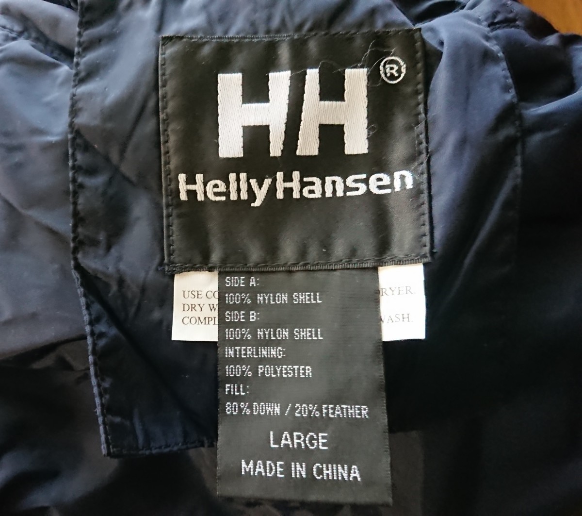 【送料無料 ビンテージ】ヘリーハンセン ダウンジャケット イエロー リバーシブル Helly Hansen サイズLarge_画像3