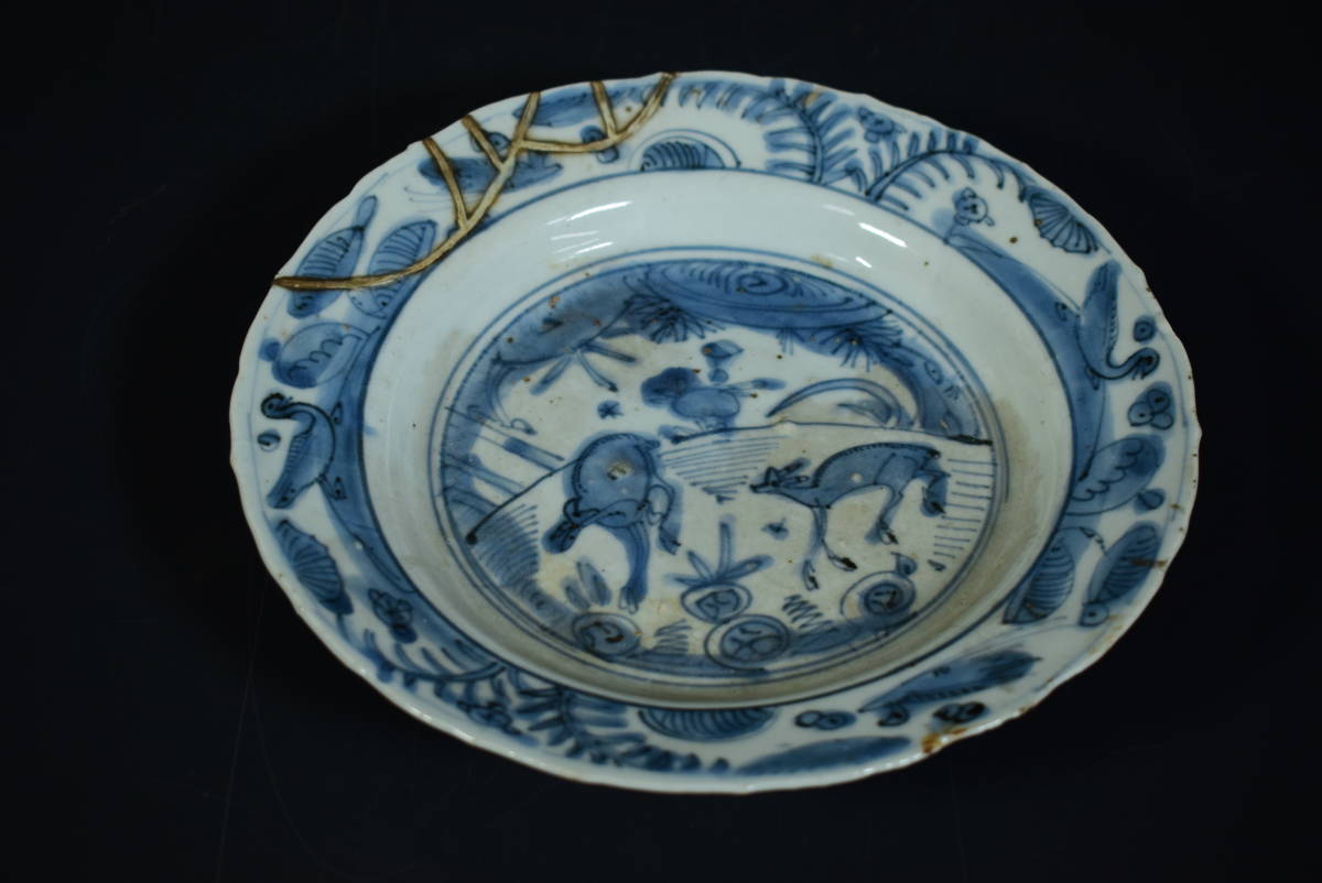 【和】(8245) 中国古玩 唐物 明 古染付鹿文皿 呉須皿の画像1