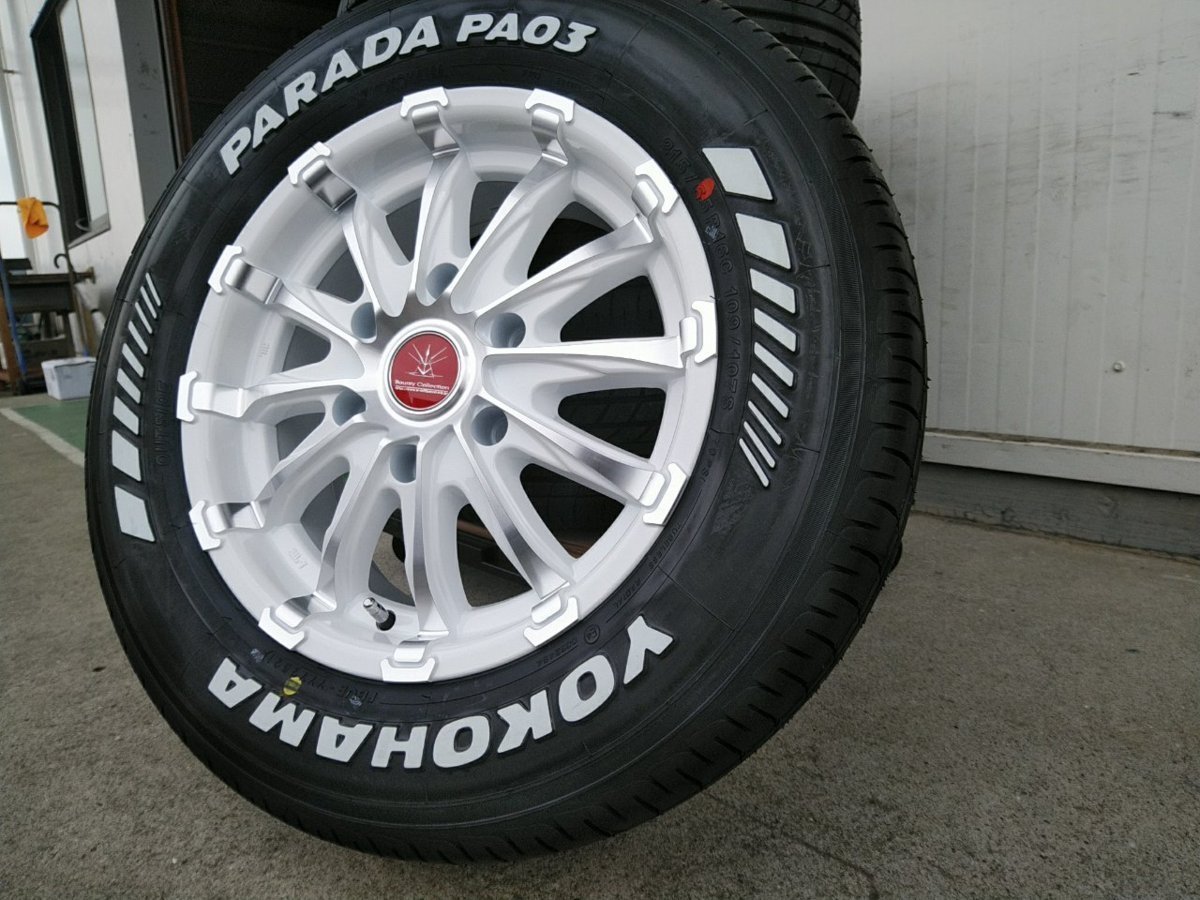 ハイエース200系 人気 タイヤホイールセット 車検対応 ヨコハマ パラダ PA03 215/65R16 ホワイトレター 16インチ BD12_画像9