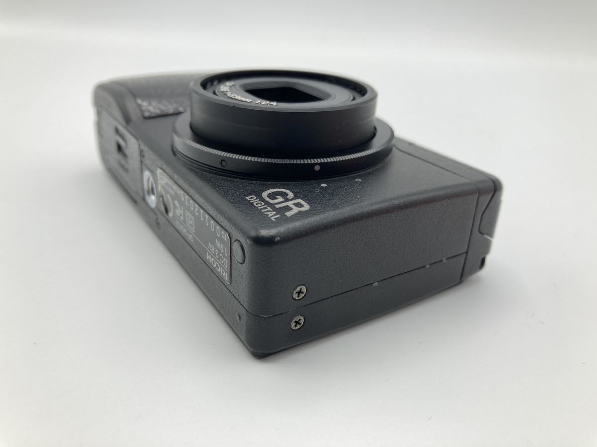 ★送料無料★ リコー RICOH GR DIGITAL コンパクトデジタルカメラ 動作未確認 現状渡し ジャンク A1312_画像6