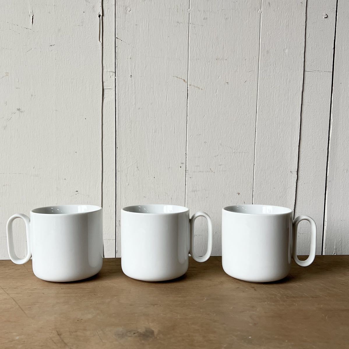 2個set Uハンドル マグカップ デットストック 白磁 陶器 検: コーヒーカップ ティーカップ カフェ レトロ ビンテージ アンティークの画像3