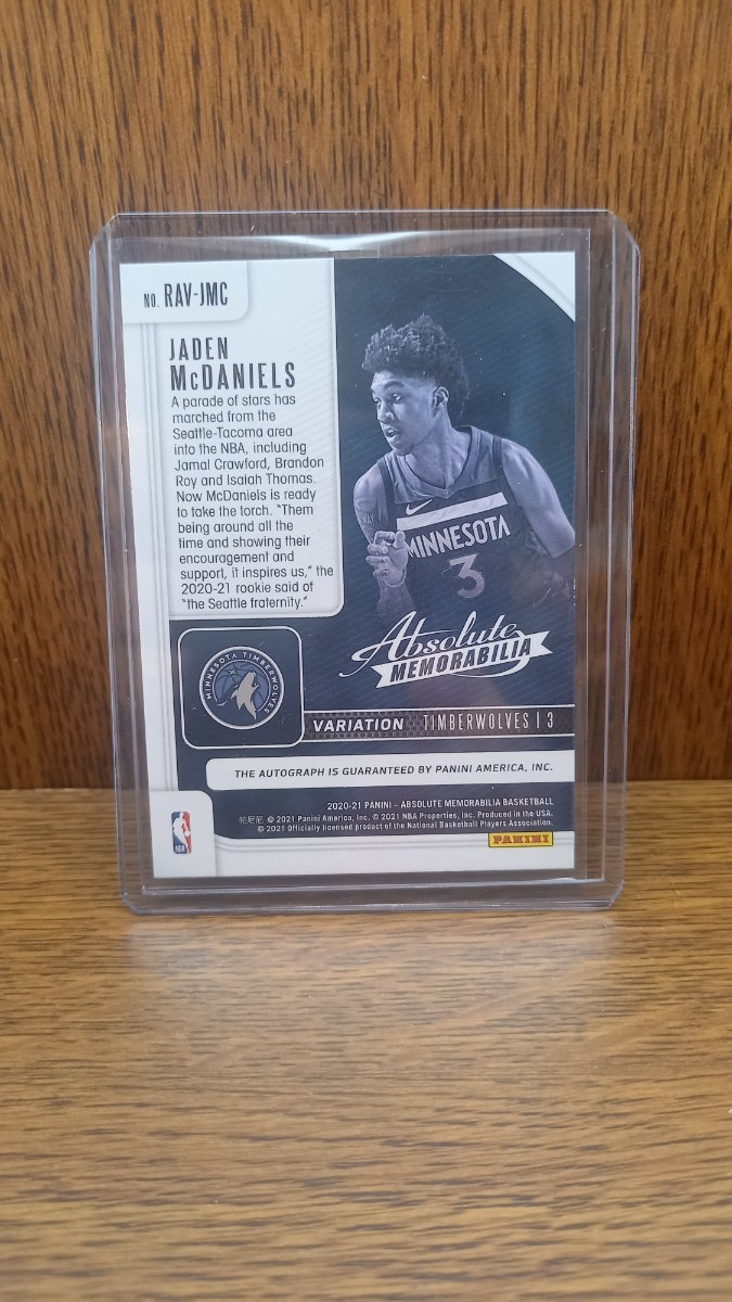 活躍中 jaden mcdaniels 2020-21 panini basketball absolute auto NBA rc rookie 直筆サインカード_画像2