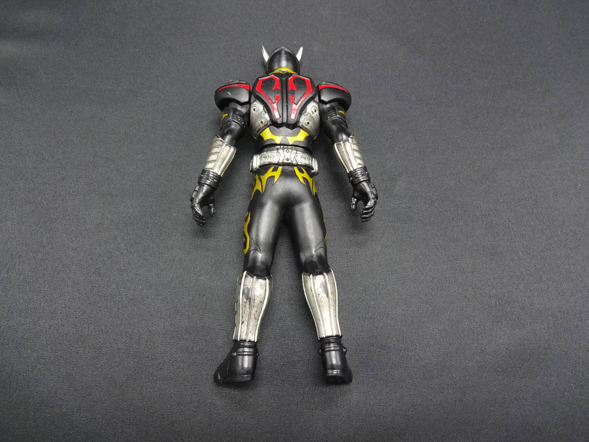 【売り切り】ライダーヒーローシリーズ　仮面ライダーカリス_背面