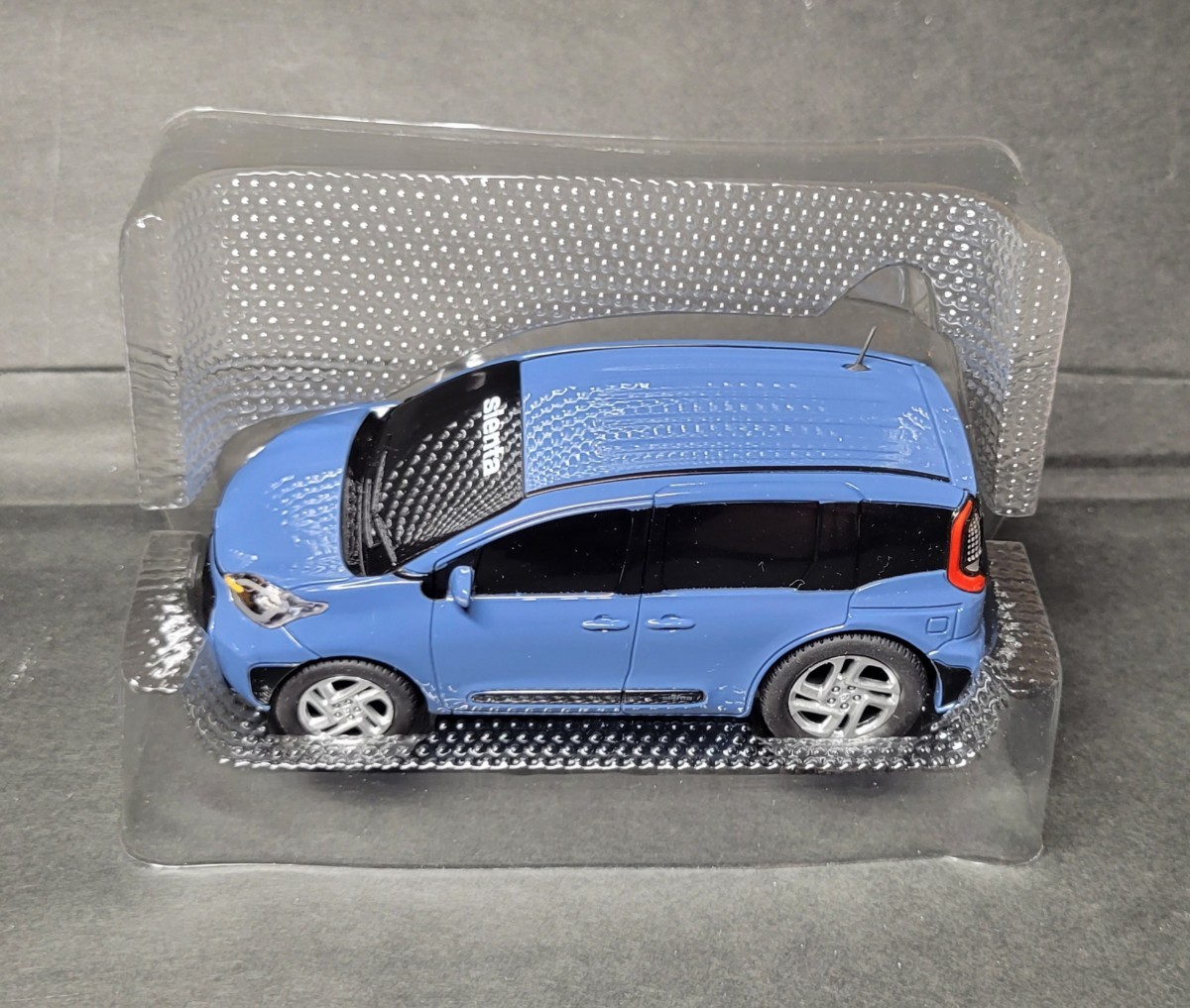 ミニカー　トヨタ　新型シエンタ　SIENTA　グレイッシュブルー　プルバックカー　非売品　カラーサンプル_画像4