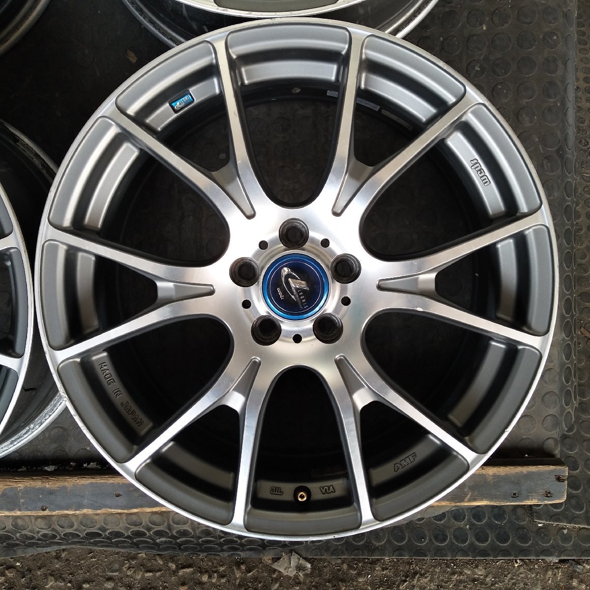 管理番号：S12-111【4本価格】【17x7J 5x100 ET+47 ハブ73】weds LEONIS・軽量・プリウス インプレッサ等・適格請求書発行可能_画像4