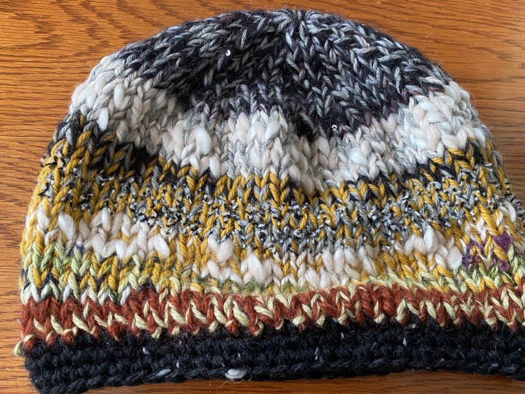 少し大きめ　ニット帽　ハンドメイド　手編み　ニット帽子　　色々MIX _少し大きめ　色々MIX ニット帽　表面