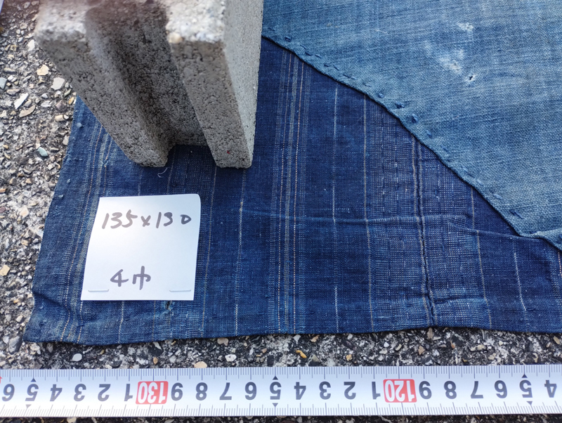 010L 古布 藍染 木綿 無地 風呂敷 natural Indigo dye 着物リメイク 襤褸 ぼろ BORO 刺し子 パッチワーク シーツ 洋服 等に_画像3