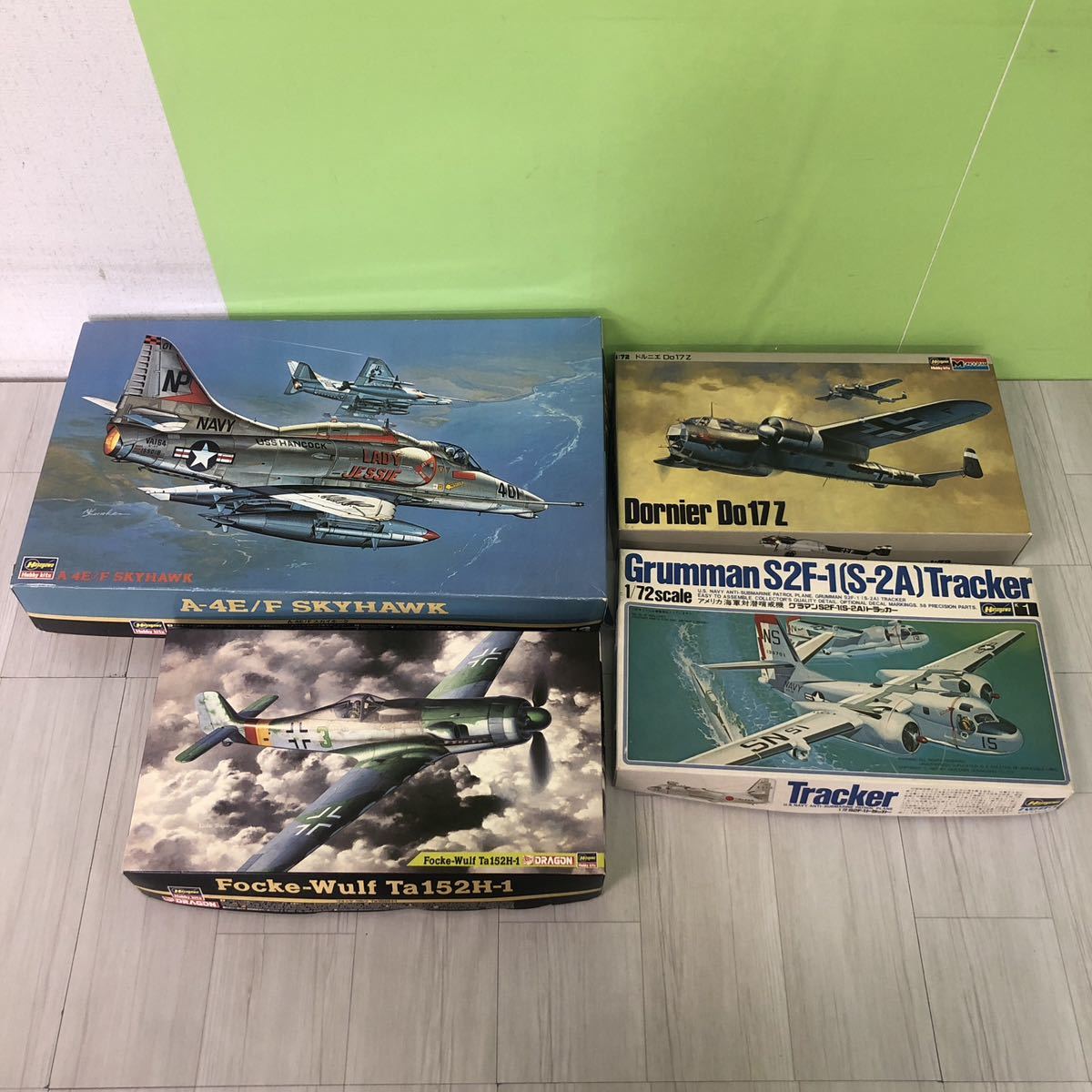 ①軍用機　プラモデル　4点　まとめ　ハセガワ　1/32 A-4E/F スカイホーク　1/48 フォッケウルフ Ta152H-1　など_画像1