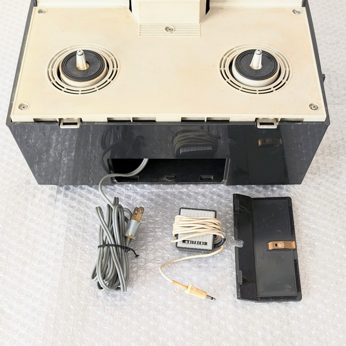 当時物 希少レア HITACHI TAPE RECORDER TRQ-700 日立　オープンリールデッキ　カセットテープレコーダー　TRQ-700　通電のみ確認　現状品_画像8
