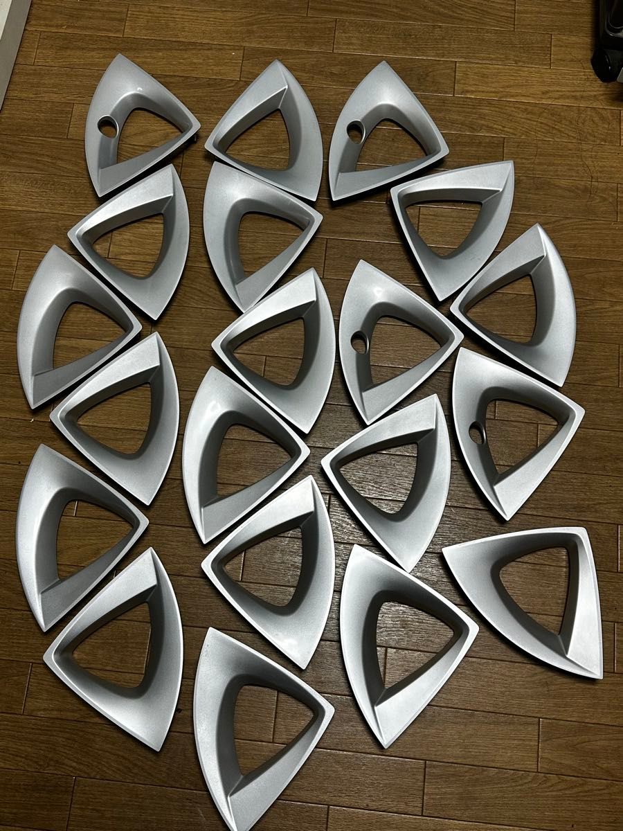 トヨタ プリウス 50系 純正 ホイール アクセントピース 色 トヨタ プリウス 50系 純正 ホイール アクセントピース 色