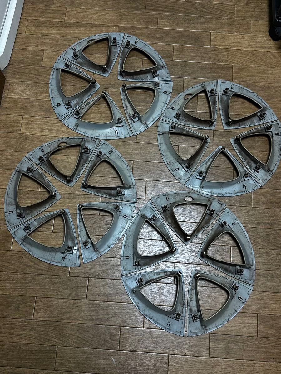 トヨタ プリウス 50系 純正 ホイール アクセントピース 色 トヨタ プリウス 50系 純正 ホイール アクセントピース 色