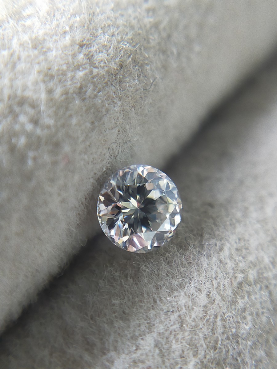 希少144面カット 天然ダイヤモンド ルース 0.265ct D VS2 ラウンド CGLソーティング付 diamond 0.2ct 0.3ct 0.2カラット 0.3カラット_画像4