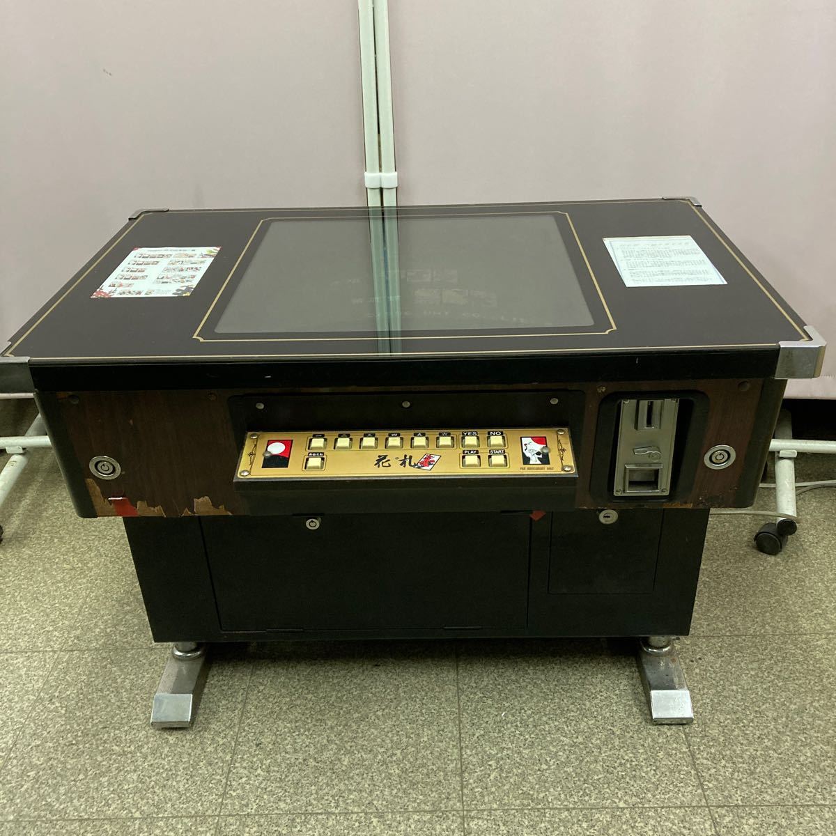 R779 テーブルゲーム 花札 ゲーム機 喫茶店 昭和レトロ アーケードゲーム/通電OK 動作未確認 ジャンク品_画像1