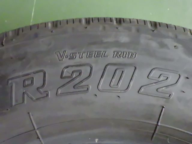 225/70R16 117/115L ブリヂストン R202 中古 9.9分山 4本セット サマータイヤ 2017年製 L17069_画像3