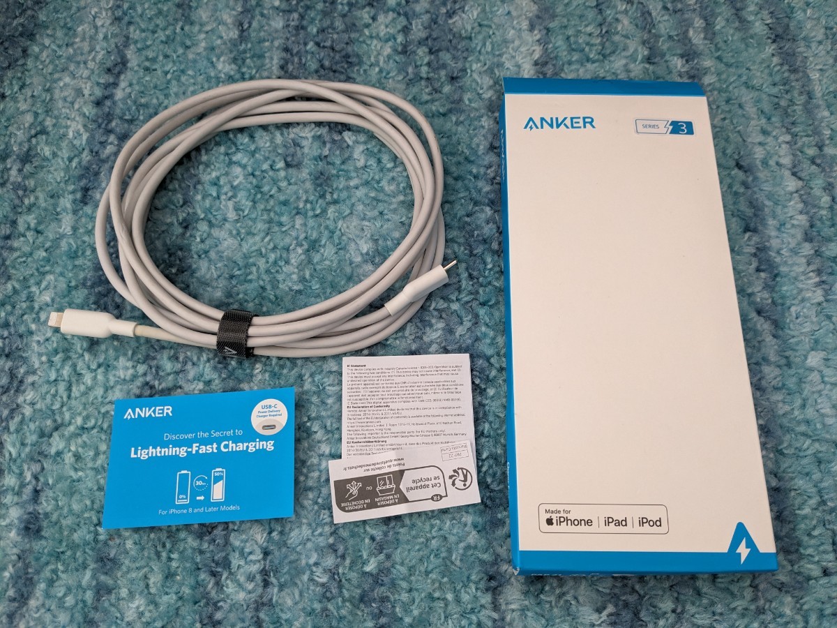 0601u1610　Anker PowerLine II Flow USB-C & ライトニング Anker絡まないケーブル シリコン素材 3m　※同梱不可_画像1