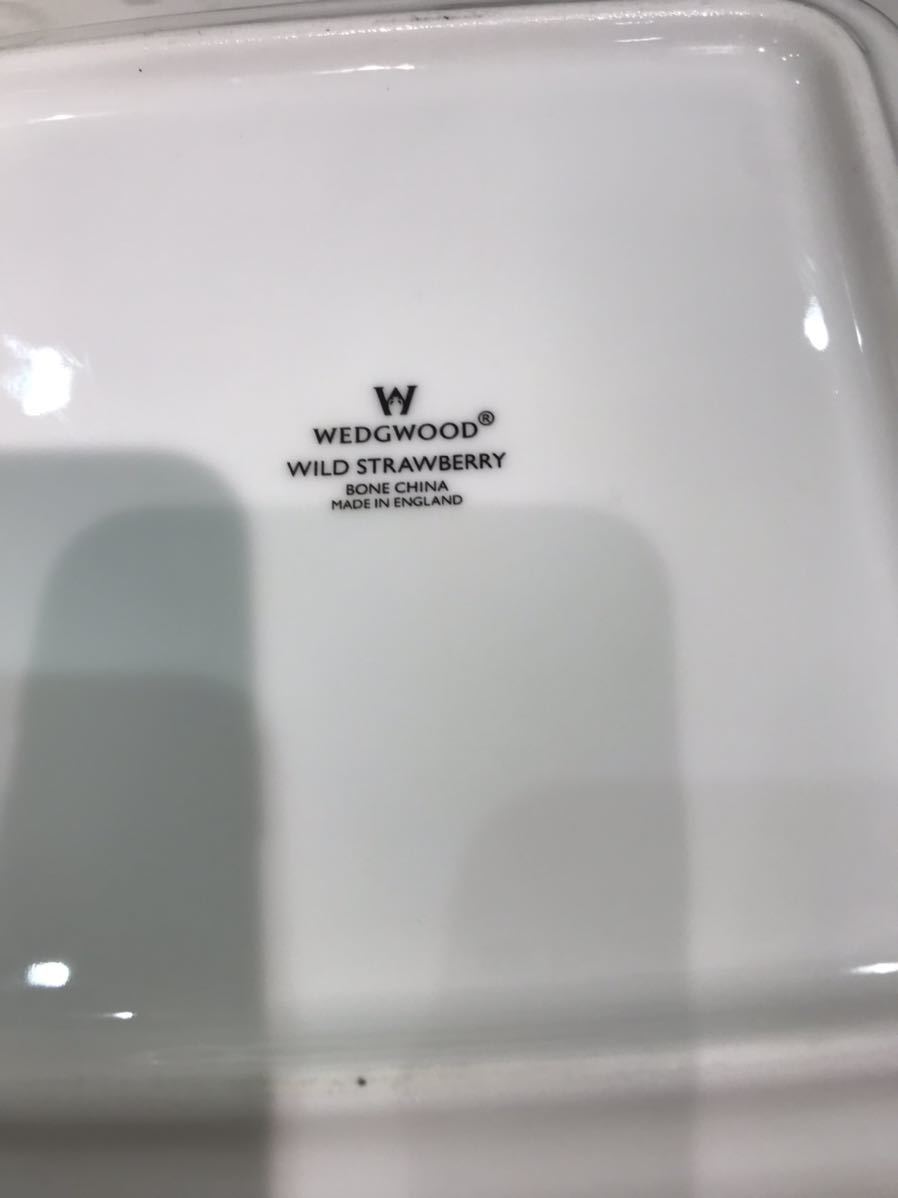 【未使用品】WEDGWOOD ウェッジウッド ワイルドストロベリー プレート＆中皿3枚セット_画像3