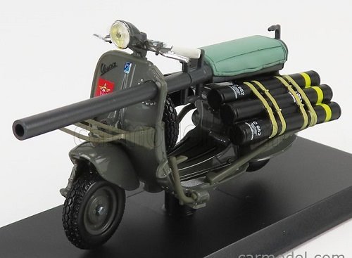 Altaya　1/18　ベスパ・TAP　militarygreen　1956_画像1